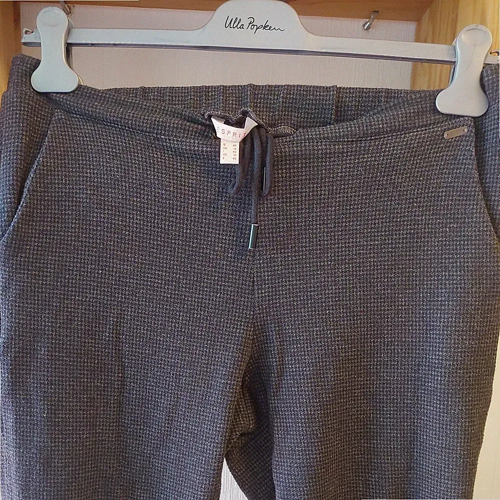 ESPRIT 7/8 Jogginghose schwarz-grau 40 Schrittlänge 63 cm