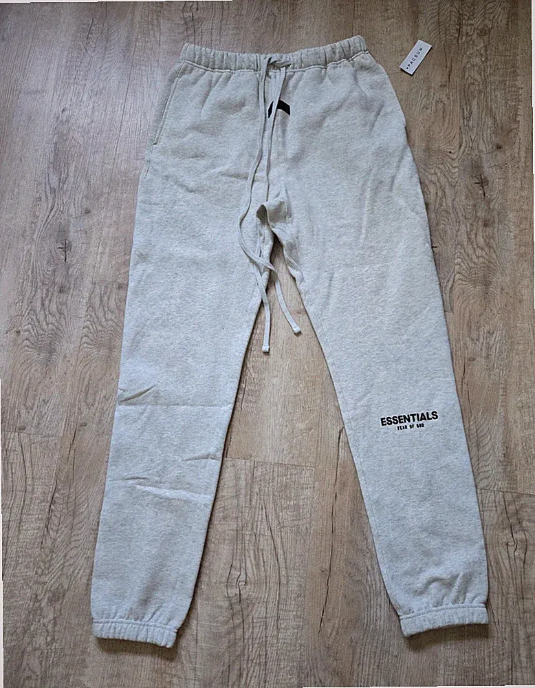 Essentials Fear of God Herren Jogginghose Grau L Baumwolle Zugband Taschen Logo