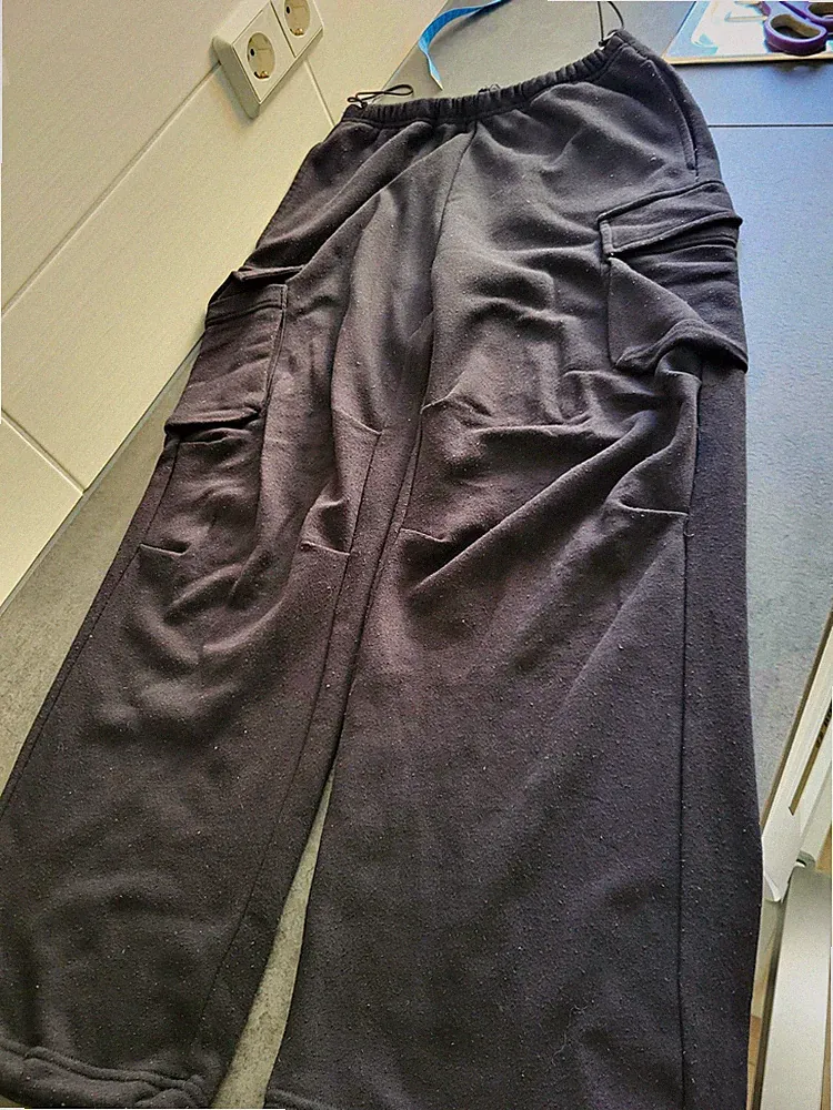 FB sister Jogginghose Cargo-Taschen elastischer Bund Schwarz Gr. S 70/72