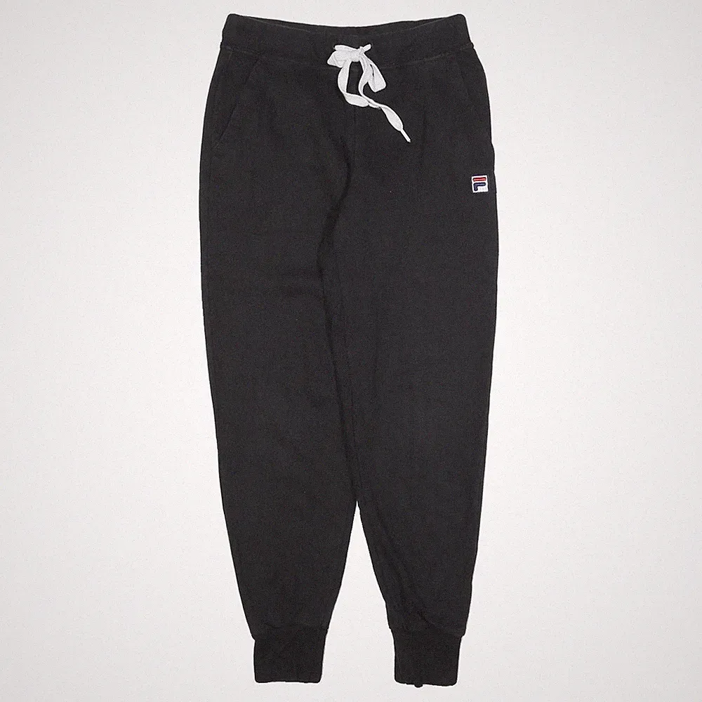 FILA Herren Jogginghose Slim Tapered Schwarz Weiß Baumwollmix Freizeit W26 L26