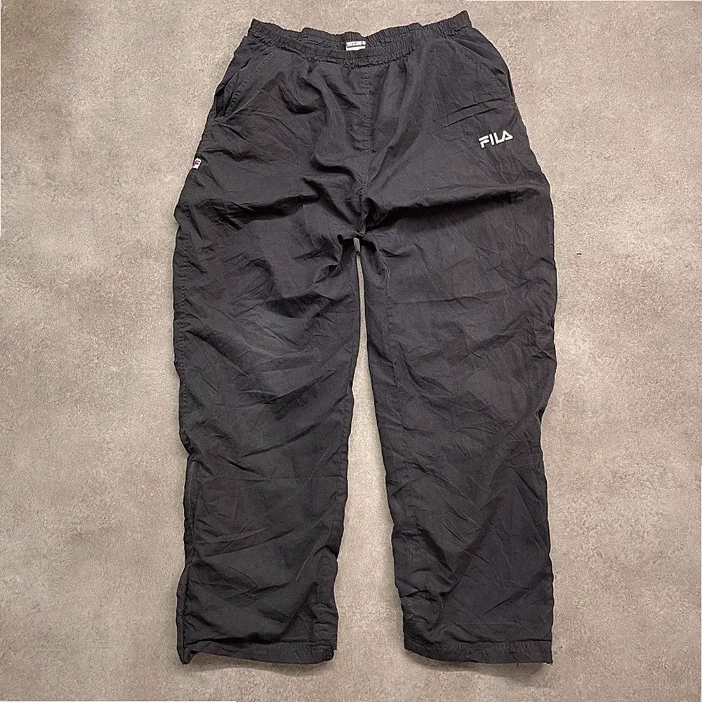 Fila Trainingshose Herren Große 90er Vintage Nylon Loose Fit Jogginghose,...
