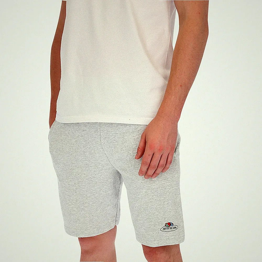 Fruit of the Loom Jogging-Shorts mit Vintage-Logo Druck, auf dem Oberschenkel