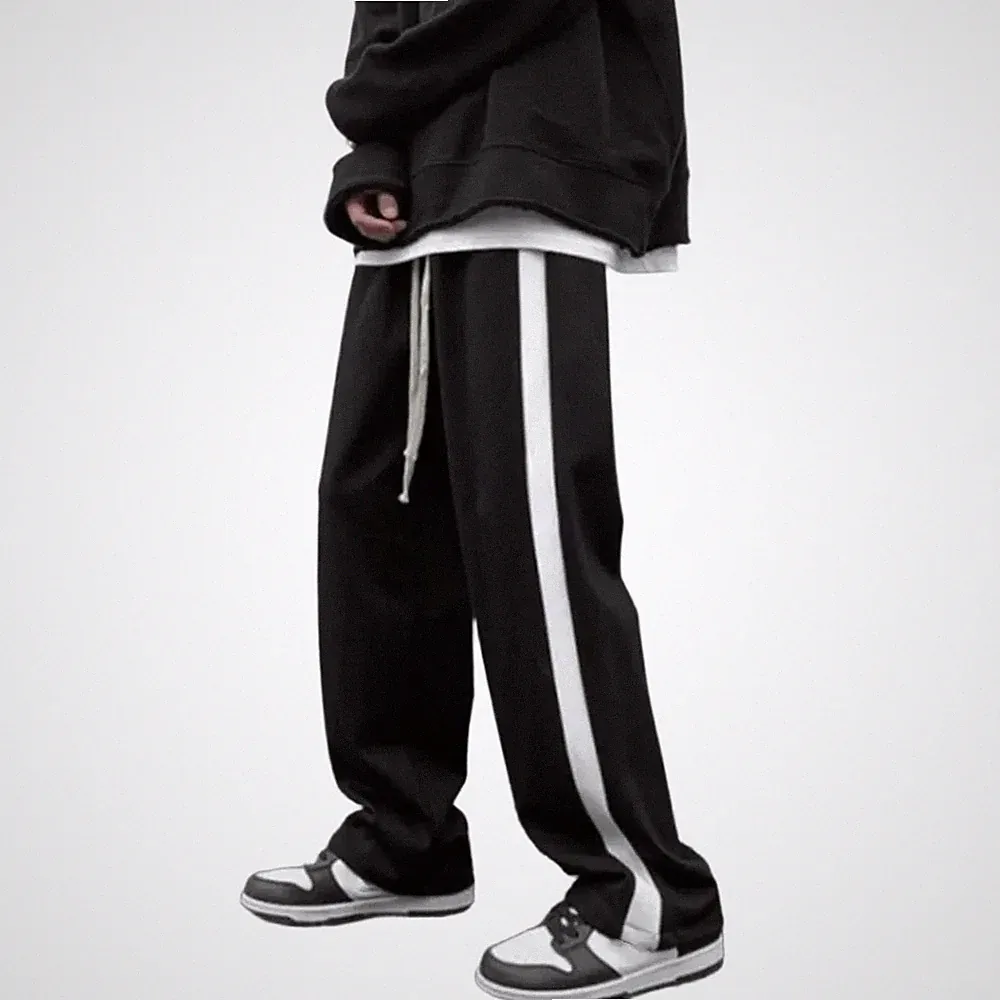 Gerade geschnittene gestreifte Herren-Jogginghose Freizeithose für urbane Stree