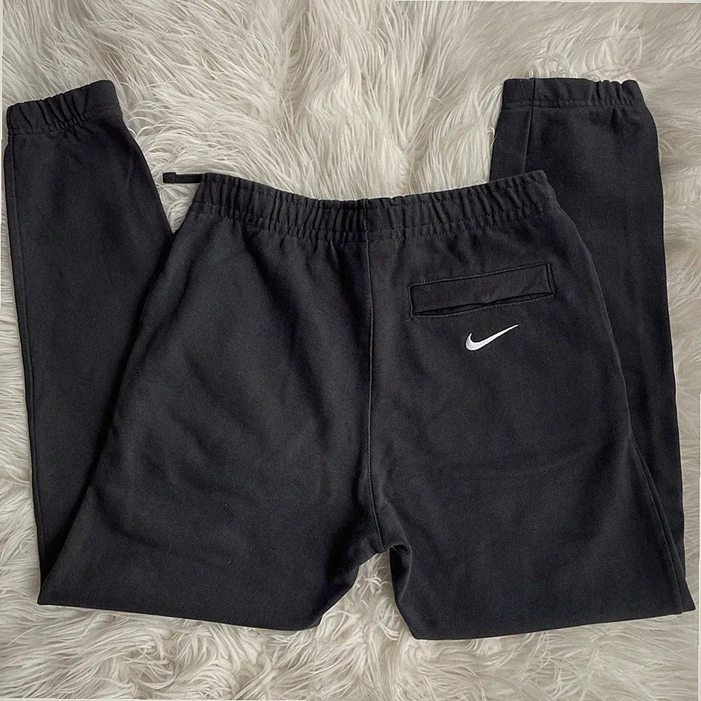Grau schwarze Jogginghose Stoffhose Nike Gr.XS