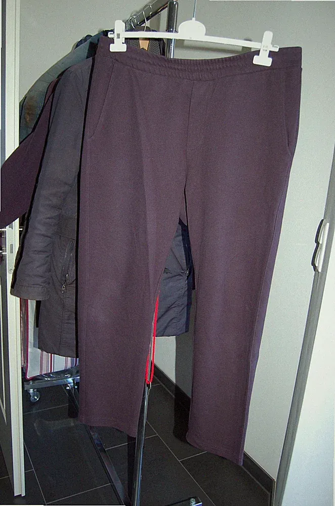 37 Slim Fit