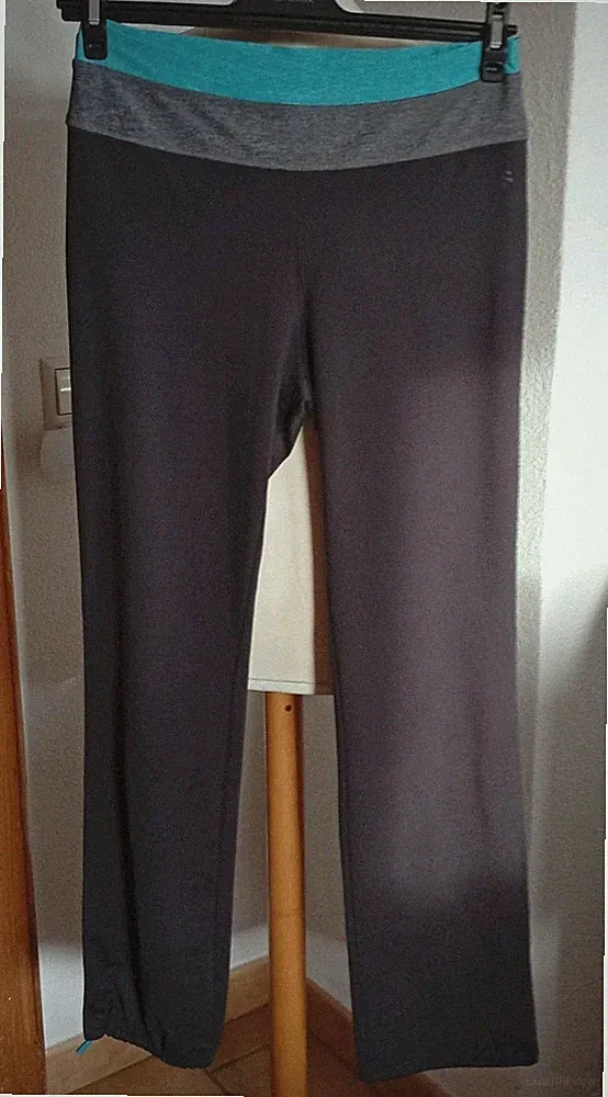 H&M * Neuwertig! Gr. M ( 38/40) *BW 37cm Sporthose Jogginghose Yogahose Grau