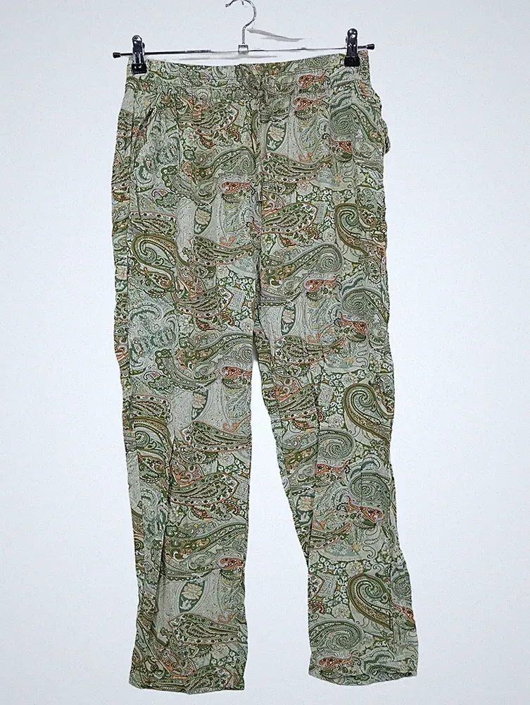 Hailys Damen Jogginghose Paisley Boho Hose Grün Gr. 42 XL