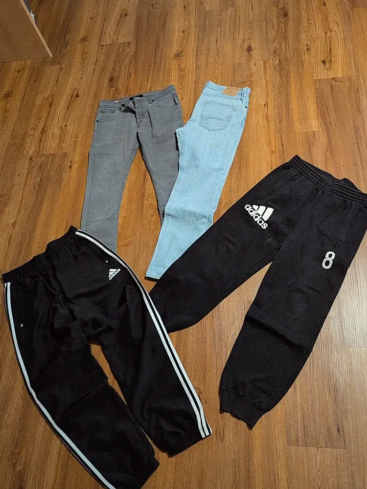 adidas Jeans