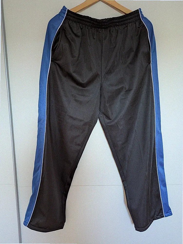 Herren Sporthose Trainingshose schwarz-blau Gr. 52/54 gebr. Top Zustand