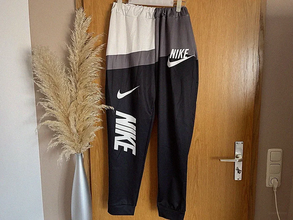 Herren Trainingshose ~ Gr. L XL ~ schwarz weiß Nike Aufdruck ~ Jogginghose ~ Top