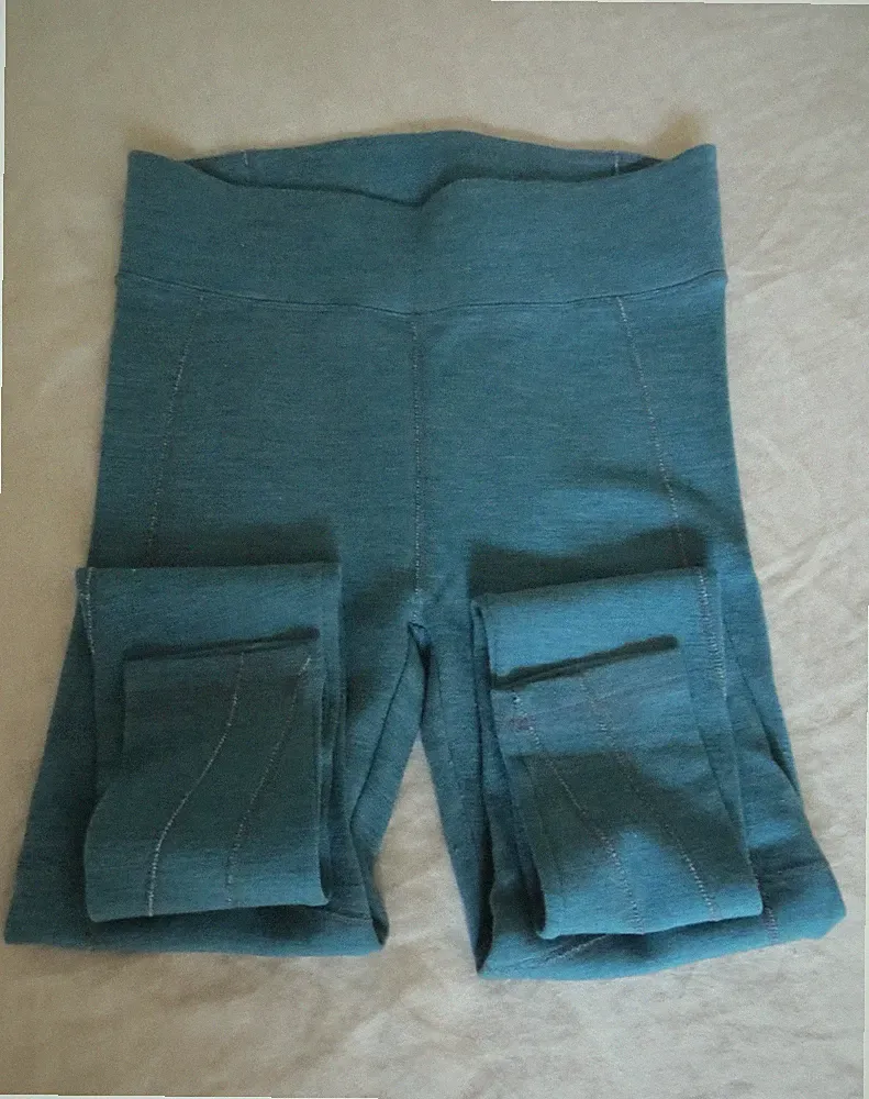 Hessnatur Sportleggings Woll-Baumwoll-Mischung Gr 40 Reißverschlusstasche hinten