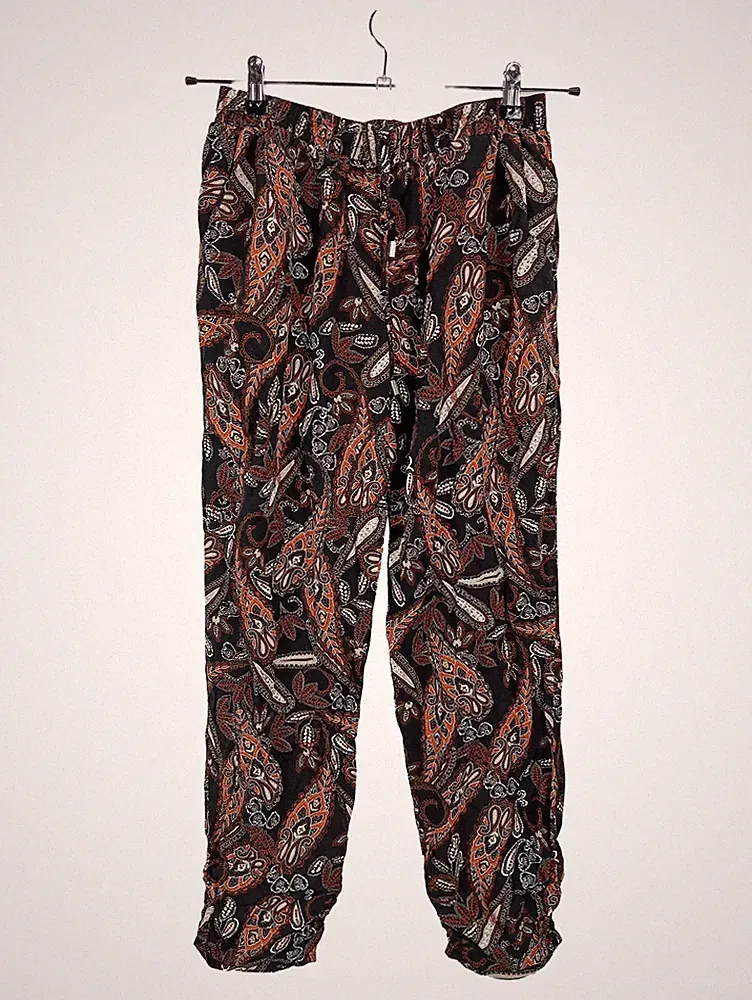 Hollys Damen Jogginghose Paisley-Muster Gr. 40;L Viskose Mehrfarbig