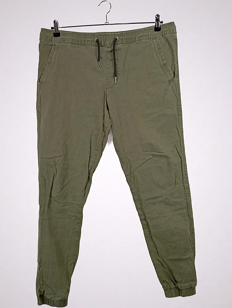 Jack & Jones Herren Jogginghose Gr. 26x34 Oliv Casual Freizeithose