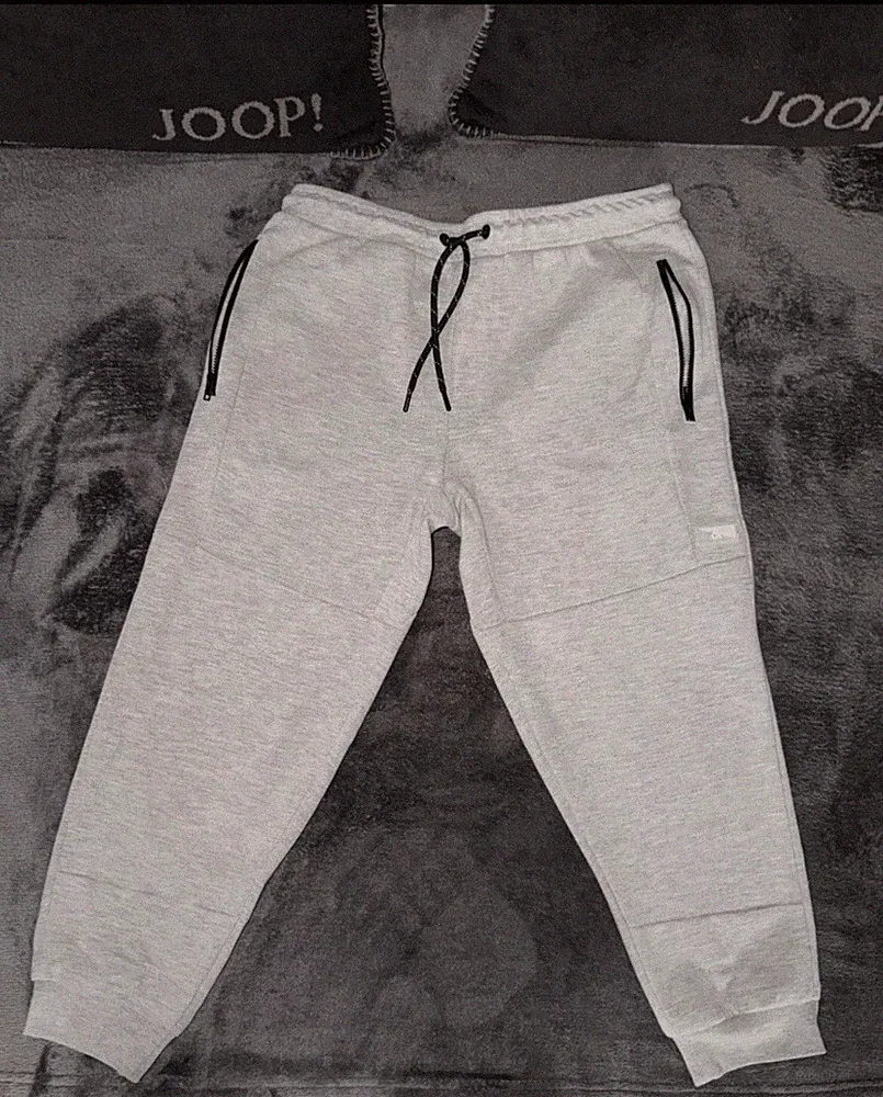 JACK & JONES Herren Jogginghose grau mit Reißverschlusstaschen..Neupreis war 49€