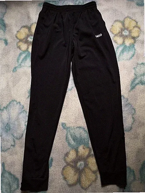 Jako schmale Sport Jogging Hose für Jungen Größe 152/158 Neu!