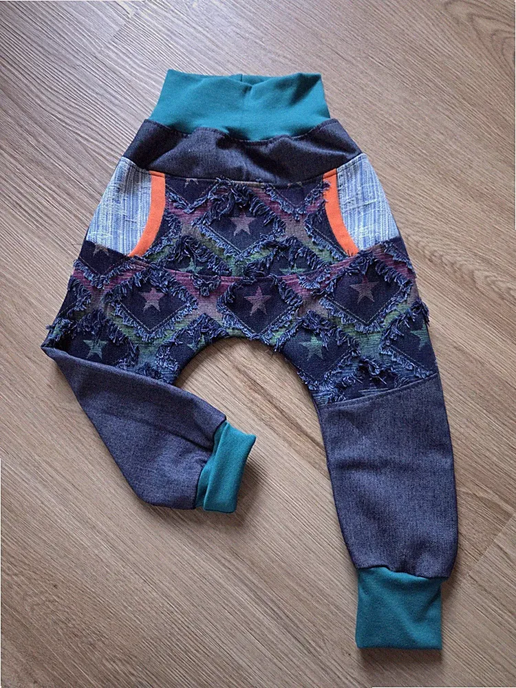 Jogginghose,Demin,Sterne,Pumphose,Gr.98/104,neu,Handmade,Unikat,Spielen,Kita