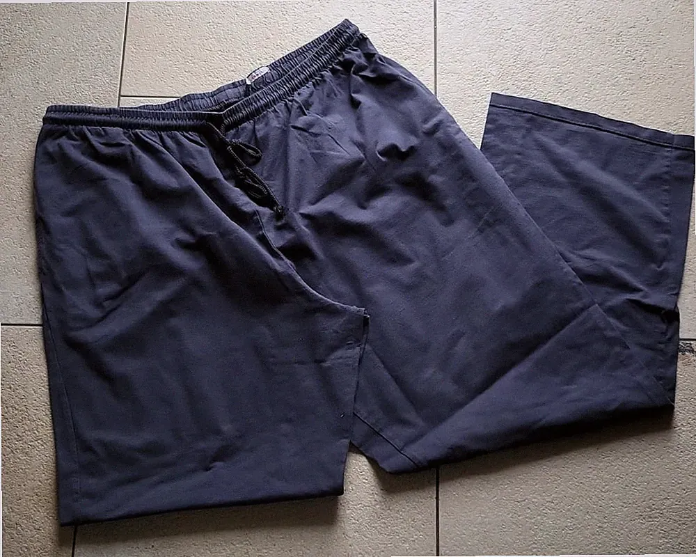 Jogginghose, dunkelgrau, Gr. 56, triumph