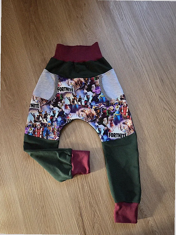 Jogginghose,Fortnite,French Terry,Neu,Gr.122/128,selfmade,Freizeit,Pumphose