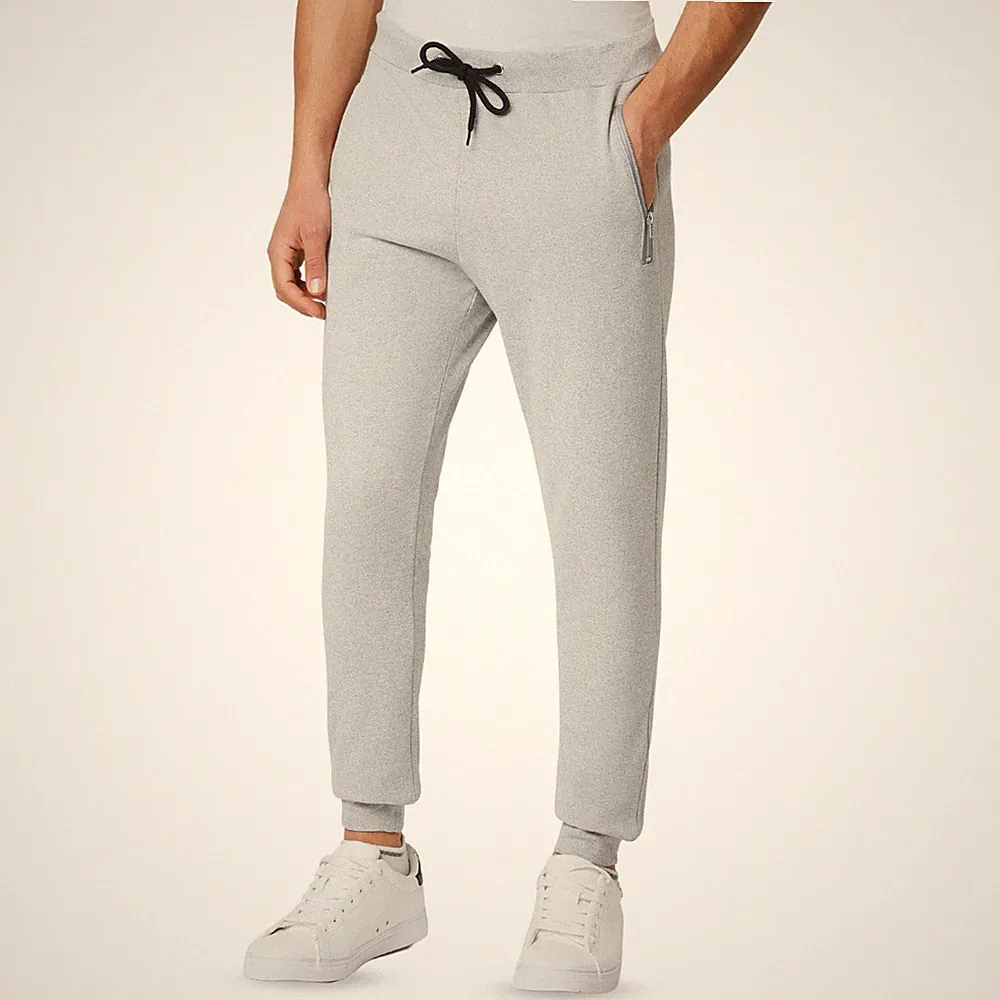 42 Slim Fit