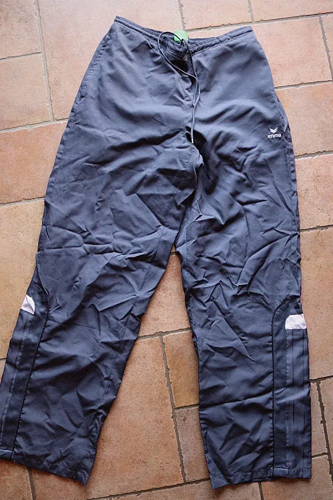 Jogginghose von erima in Gr. 42 __ grau