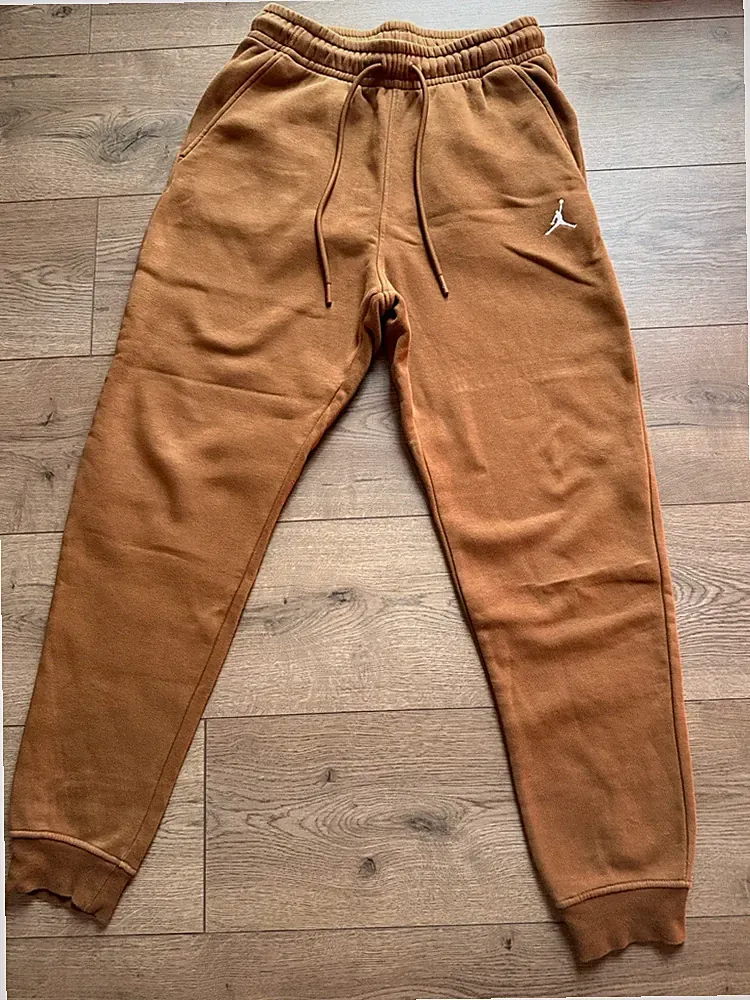 Jordan Essentials Fleece Pants Größe S Archaeo Braun Herren