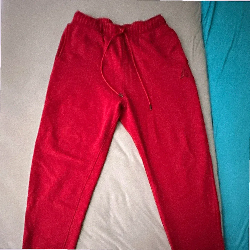 Jordan Herren Jogginghose Rot Gr. L 38in Schrittlänge Jumpman Logo Taschen