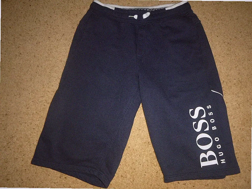 JUNGEN HUGO BOSS BLAUE JOGGINGHOSE/SWEATSHORTS ALTER 16 JAHRE (PASST KLEINEN HERREN) SEHR GUTER ZUSTAND