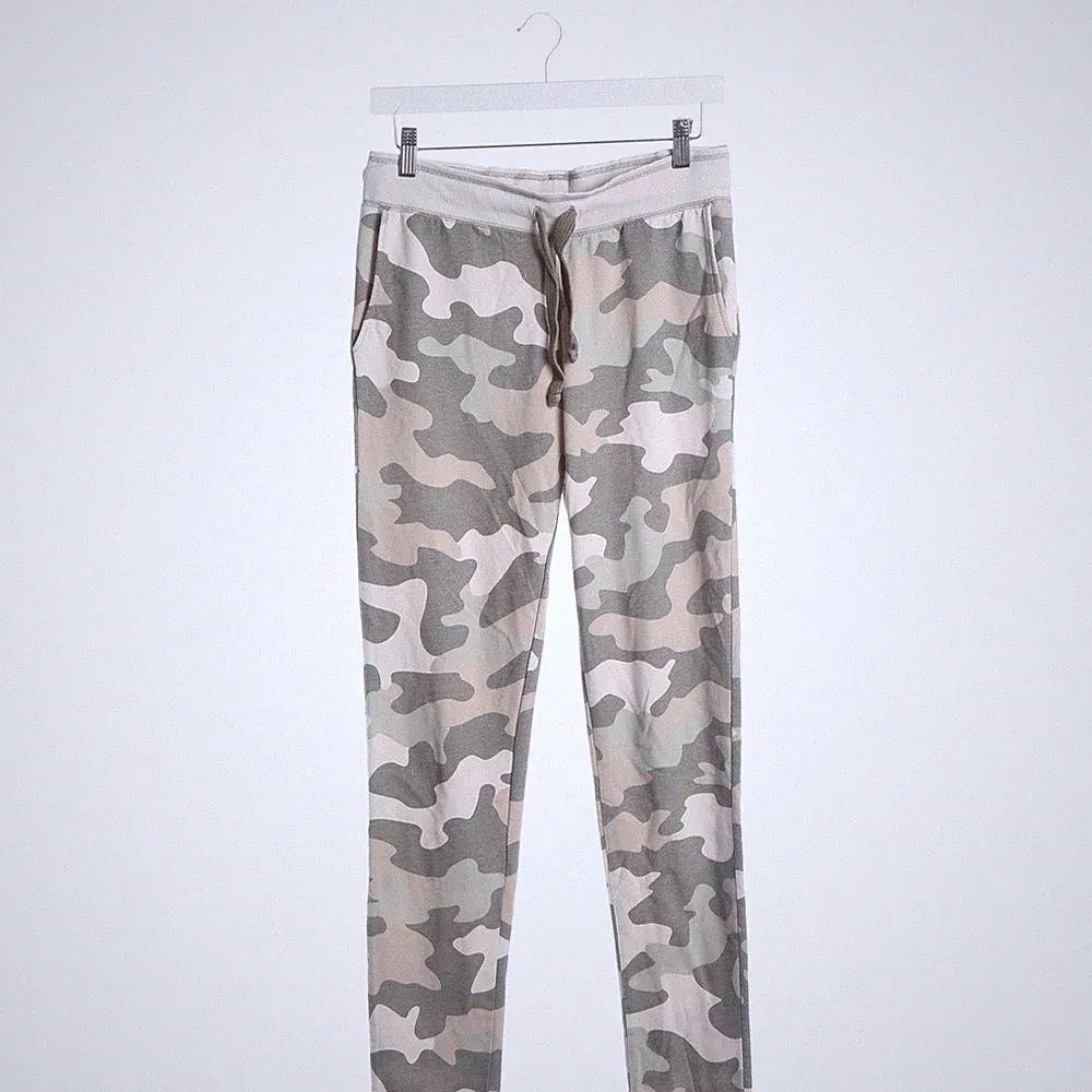 Juvia Jogginghose XS Grün Sehr gut