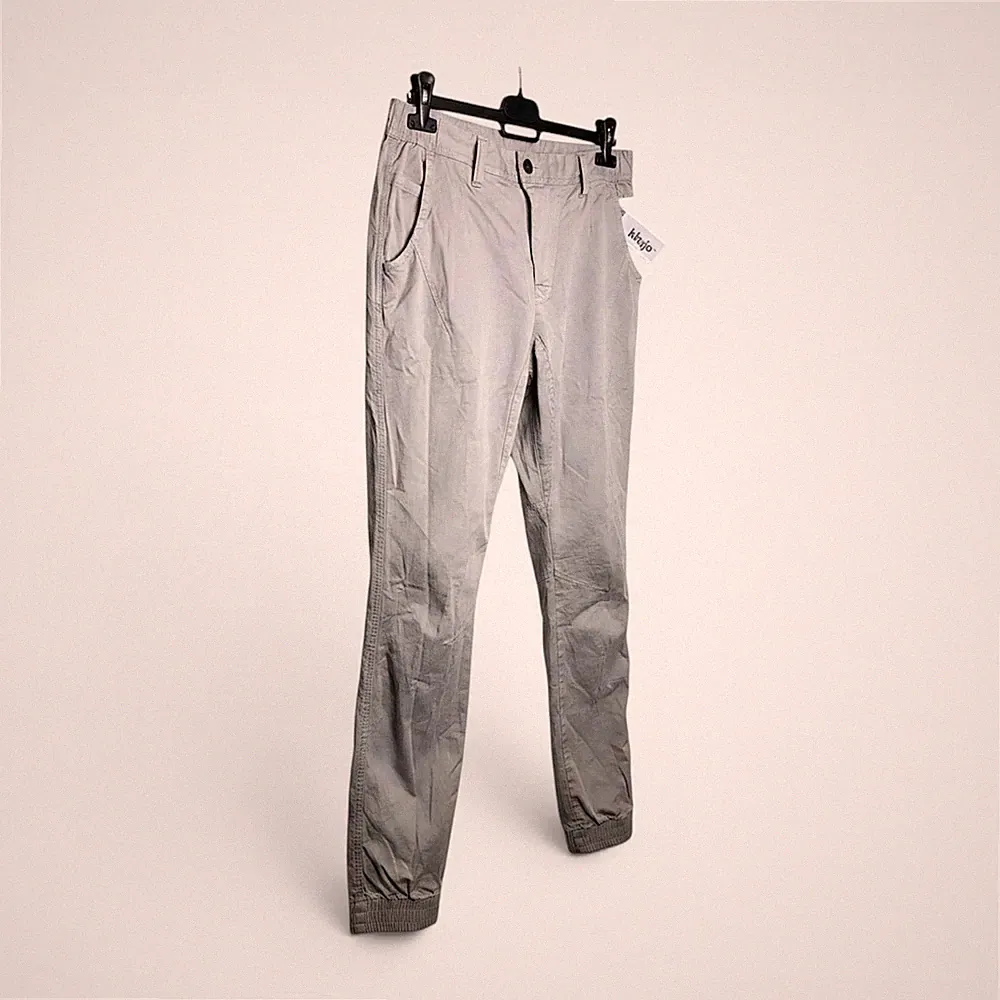 KHUJO Herren Jogginghose Modell: Bradley Lila W32