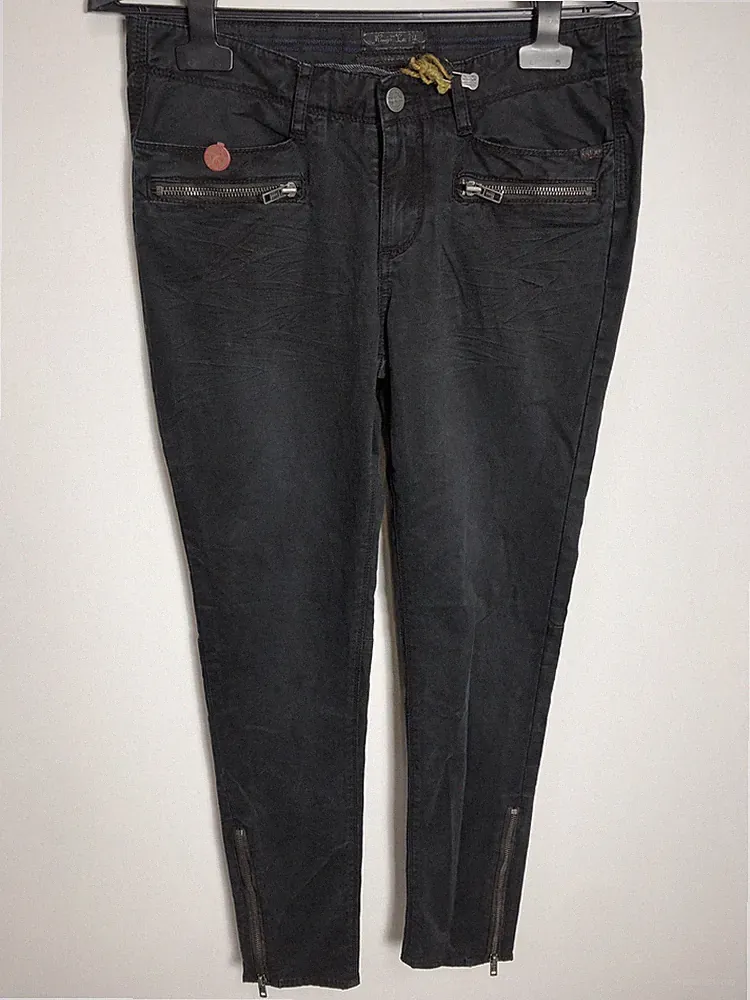 KHUJO Herren Jogginghose Modell: KHU877 Schwarz W27
