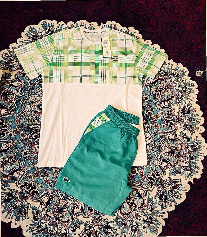 Lacoste Herren 2-teiliges Set L kariert grün/weiß T-Shirt & Hose Logo