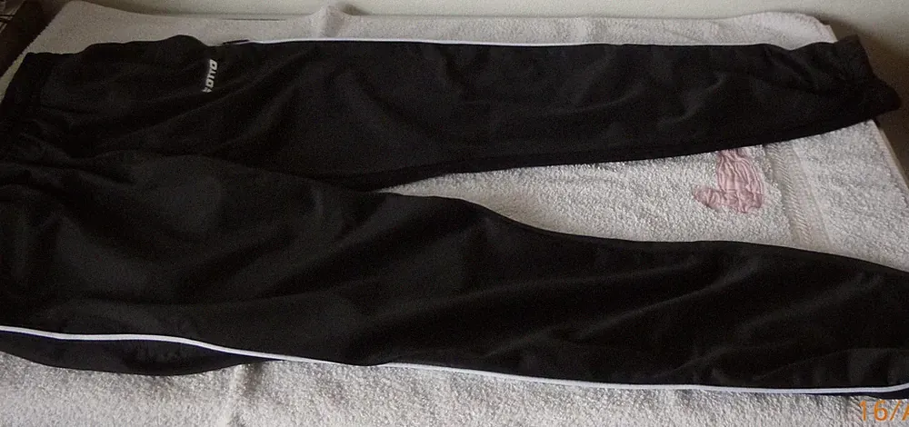 Lotto Herren Jogginghose Fußball Größe M Schwarz Sporthose Training Freizeithose