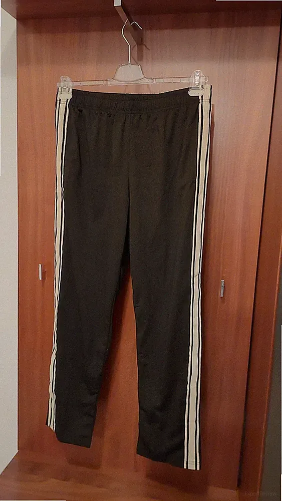 Neue Herren Jogginghose Gr.S leichte bequeme Hose für Sport Freizeit schwarz