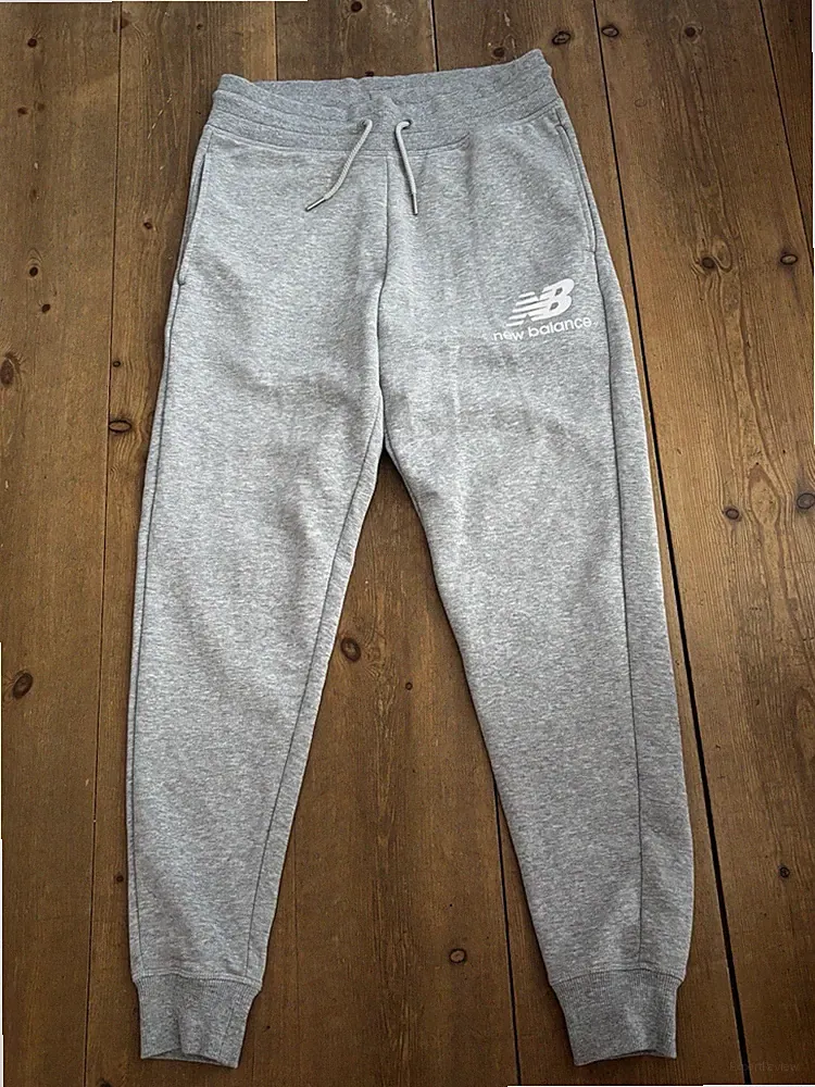 New Balance Jogginghose Gr. S Grau Top Zustand NB