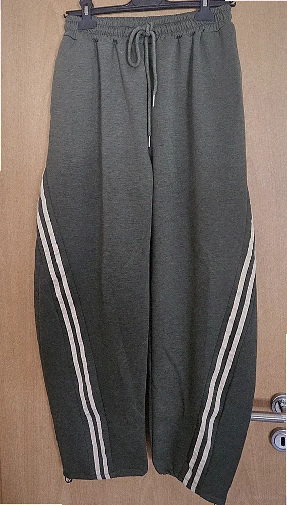 New Collection Damen Jogginghose grün/weiß gestreift Gr. L, Zugband, Viskose