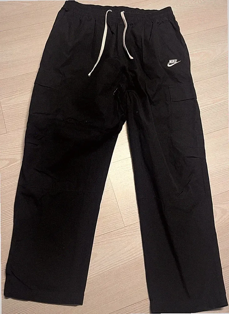 Nike Club Woven Cargo Hose Herren XL schwarz Ripstop Utility Taschen Kordelzug