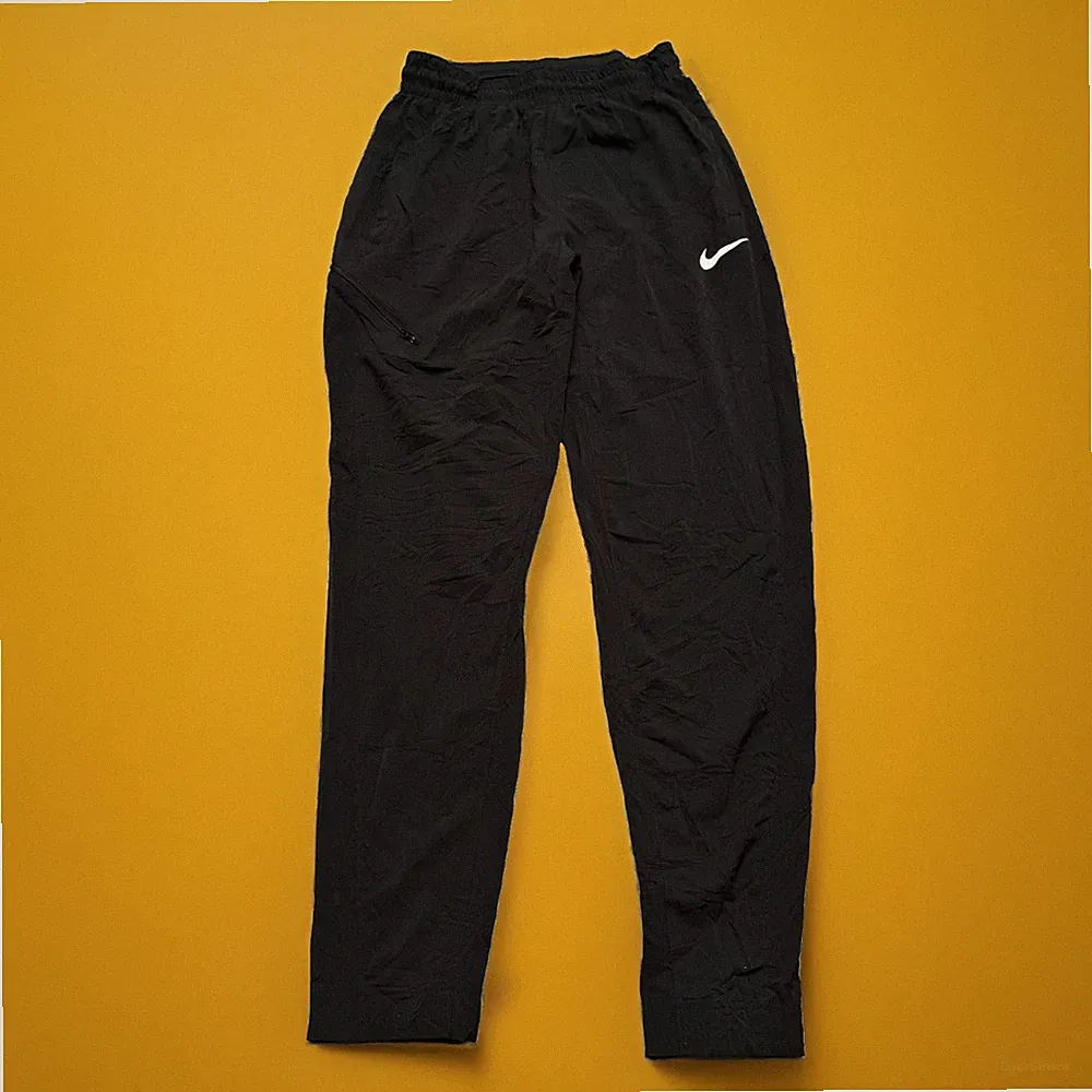Nike Dri-Fit Herren Trainingshose Jogginghose Sporthose Laufhose Gr. M #EE9-9
