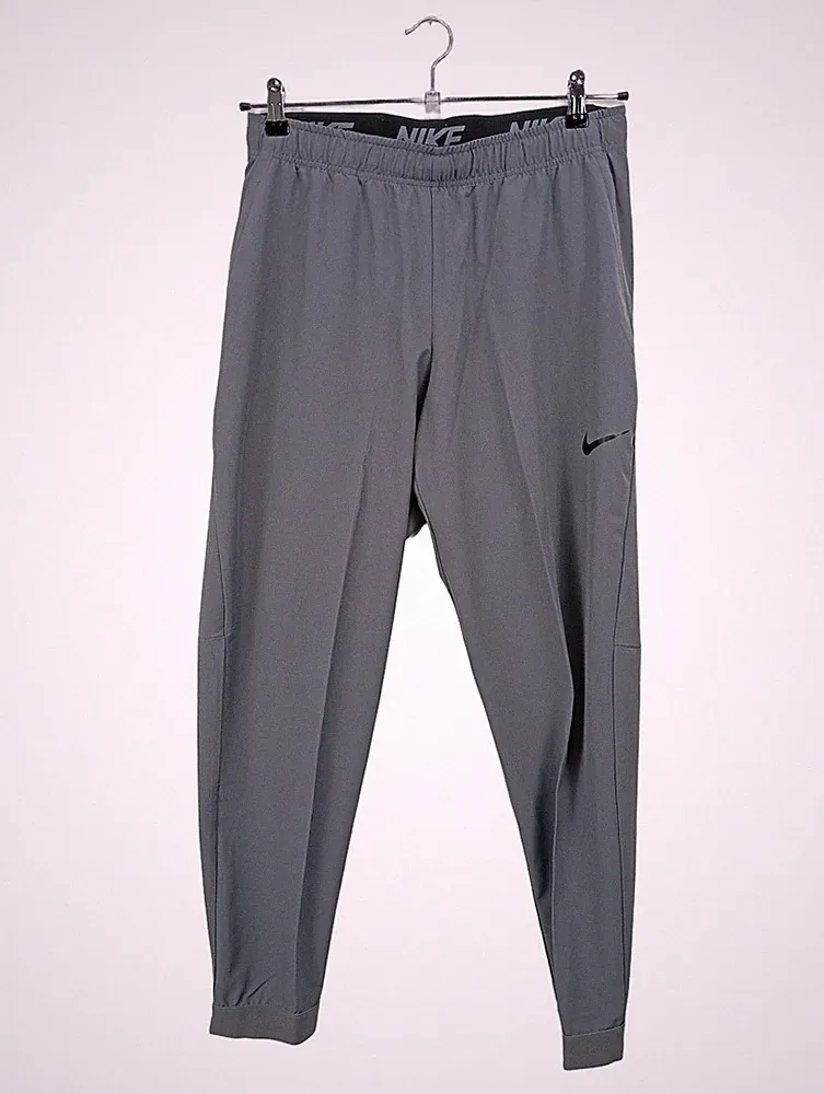Nike Dri-FIT Jogginghose Herren Sport Trainingshose Grau Gr. 48 M