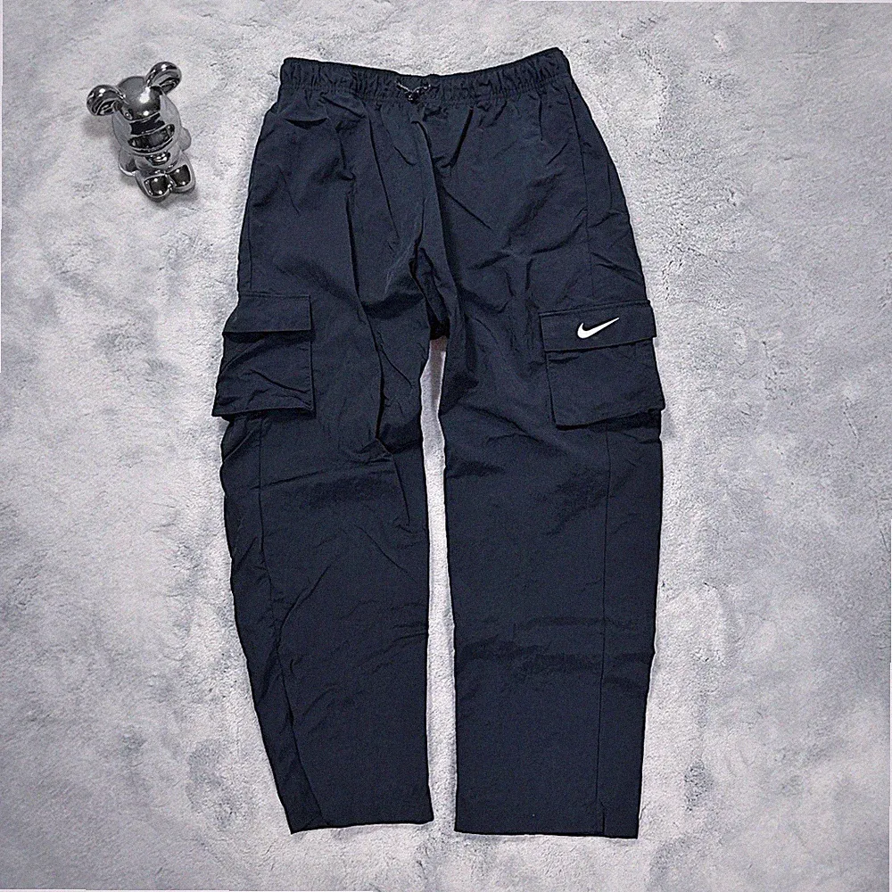 Nike Cargo