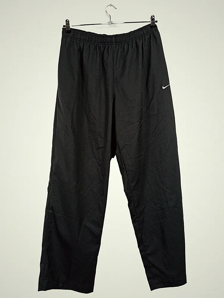Nike Herren Jogginghose Gr. 42 Schwarz Sportlich