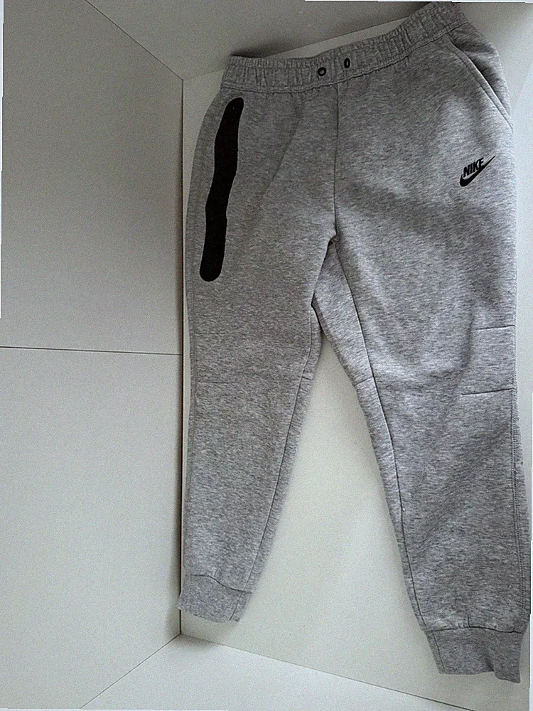 50 Jogginghose