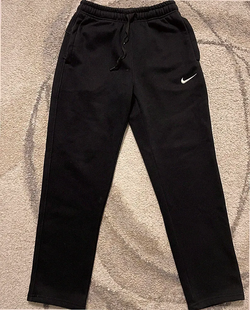 Nike Herren Jogginghose Schwarz Gr. L Swoosh, Schnürung, elastischer Bund