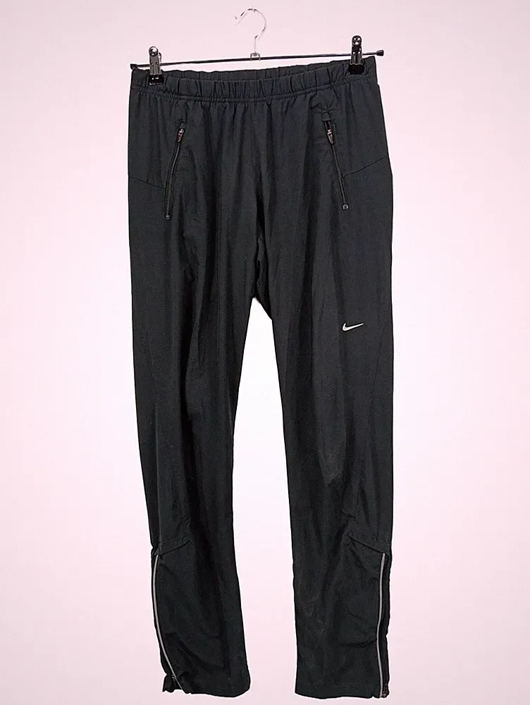 Nike Herren Jogginghose Sporthose Schwarz Gr. 46/S Dri-Fit