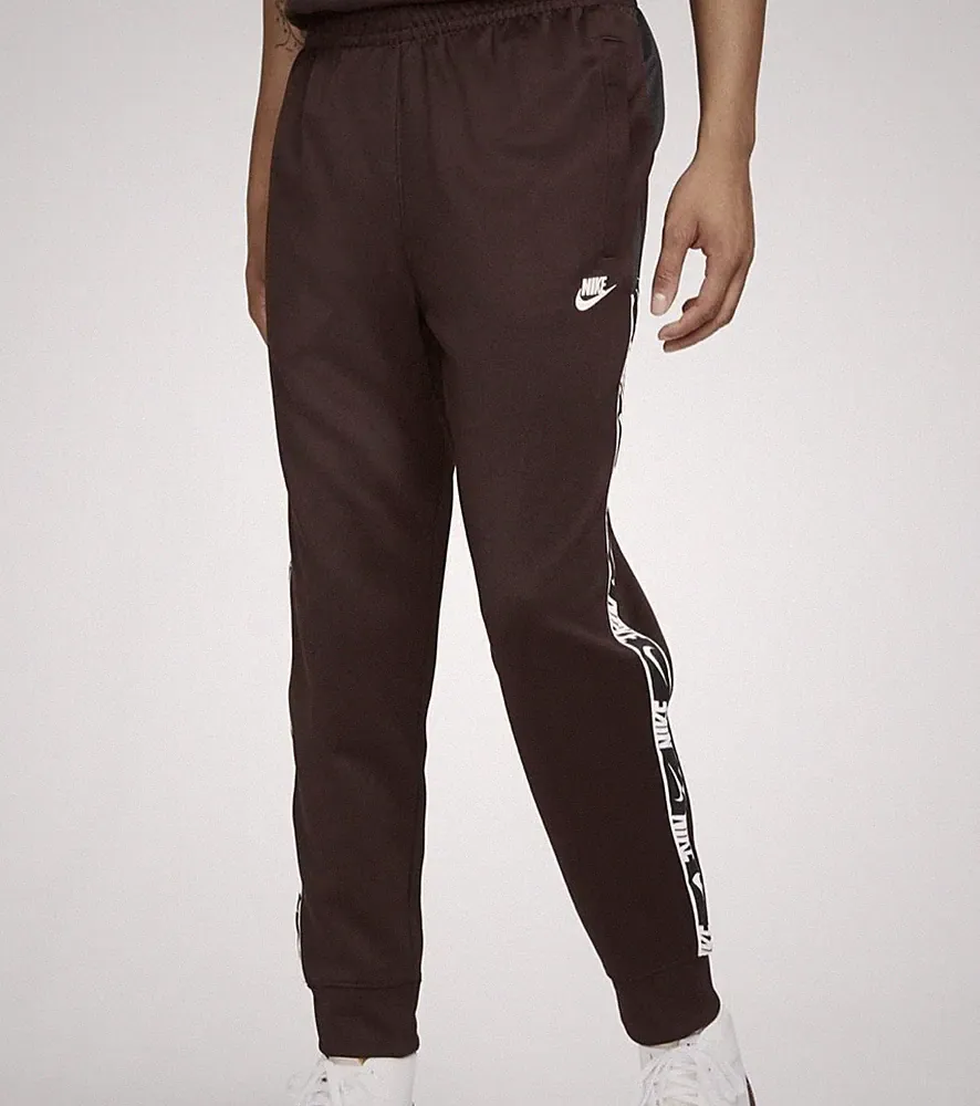 Nike Herren Repeat Sweatpants Jogginghose Braun Weiß Rot Größe M oder L Neu