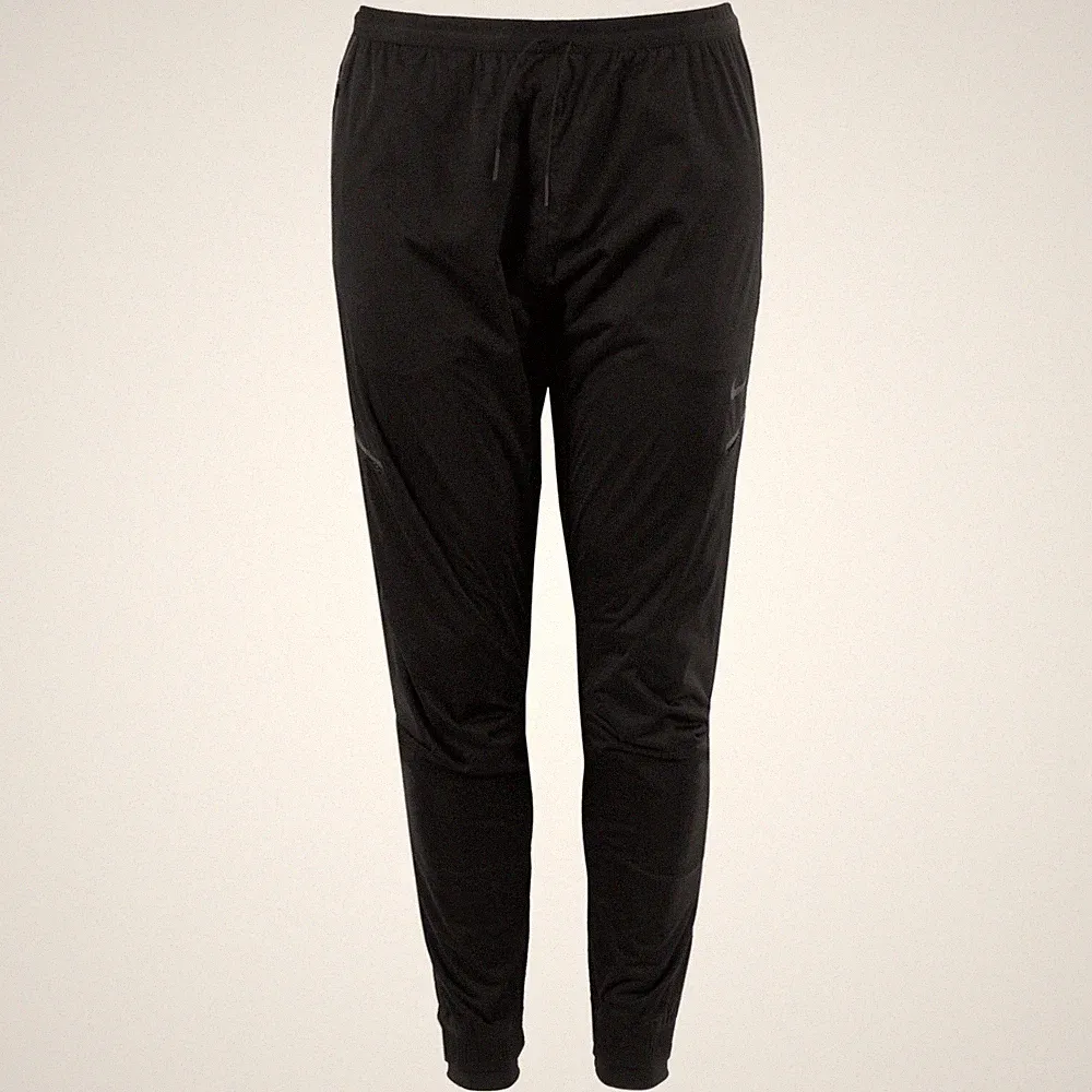 NIKE Herren Slim-Fit Jogginghose DD6051-010 Schwarz / M (S) / Laufhose, Sport