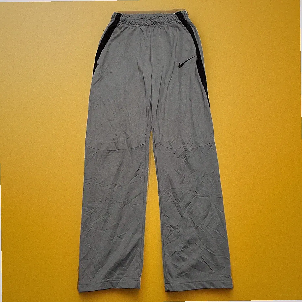 Nike Herren Trainingshose Jogginghose Sporthose Laufhose Gr. S #EE2-26