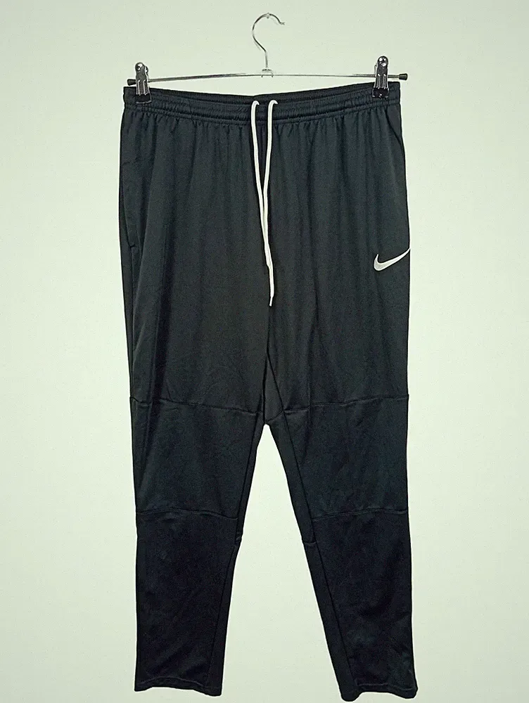 Nike Herren Trainingshose Jogginghose Sportlich Schwarz Gr. 40 L30