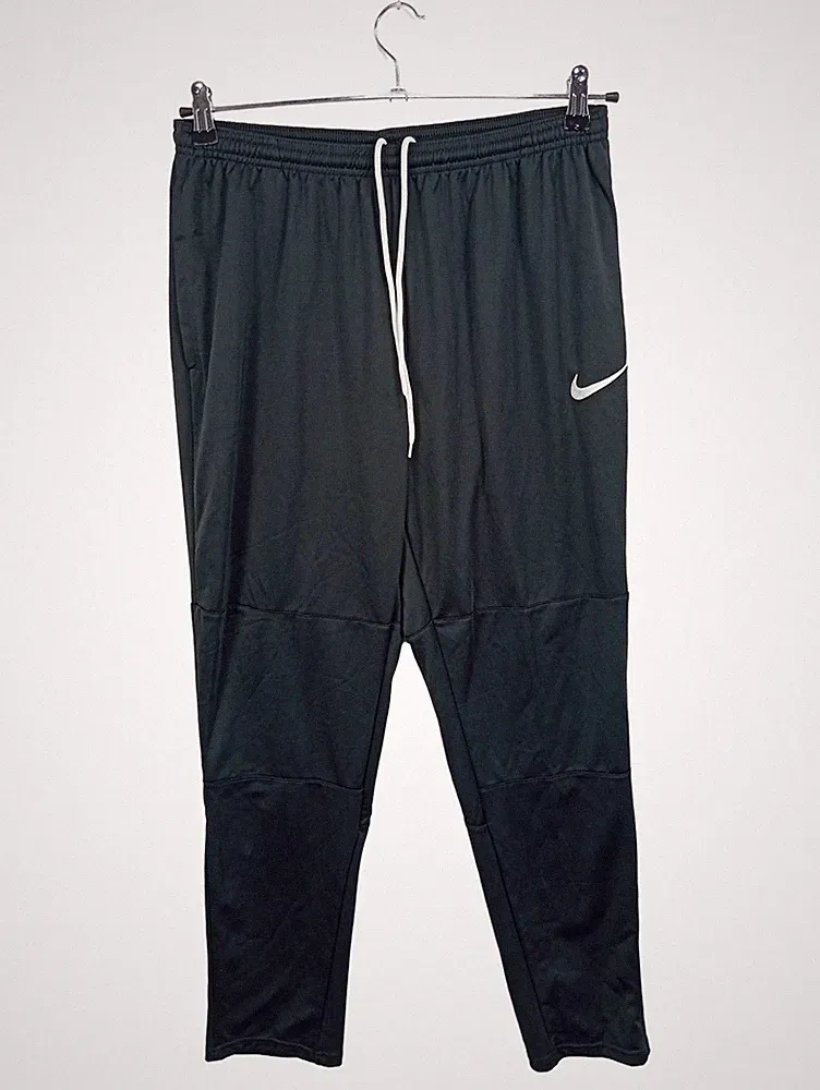 Nike Herren Trainingshose Jogginghose Sportlich Schwarz Gr. 40 L30