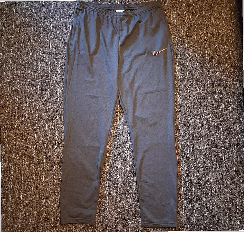 Nike Jogginghose Dunkelgrau XL
