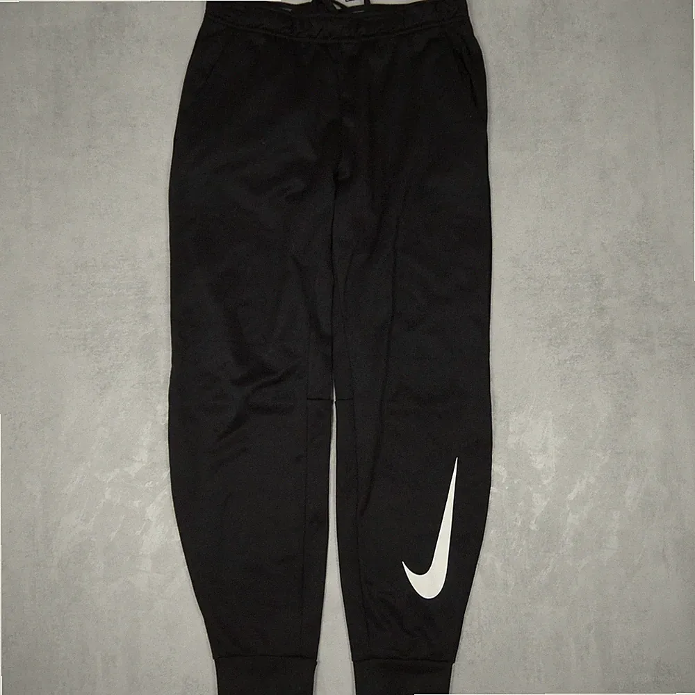 Nike Jogginghose Herren L Schwarz Regular Fit Big Logo Streetwear Sportswear